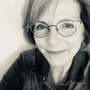 Meet your Posher, Robyn